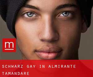 Schwarz gay in Almirante Tamandaré
